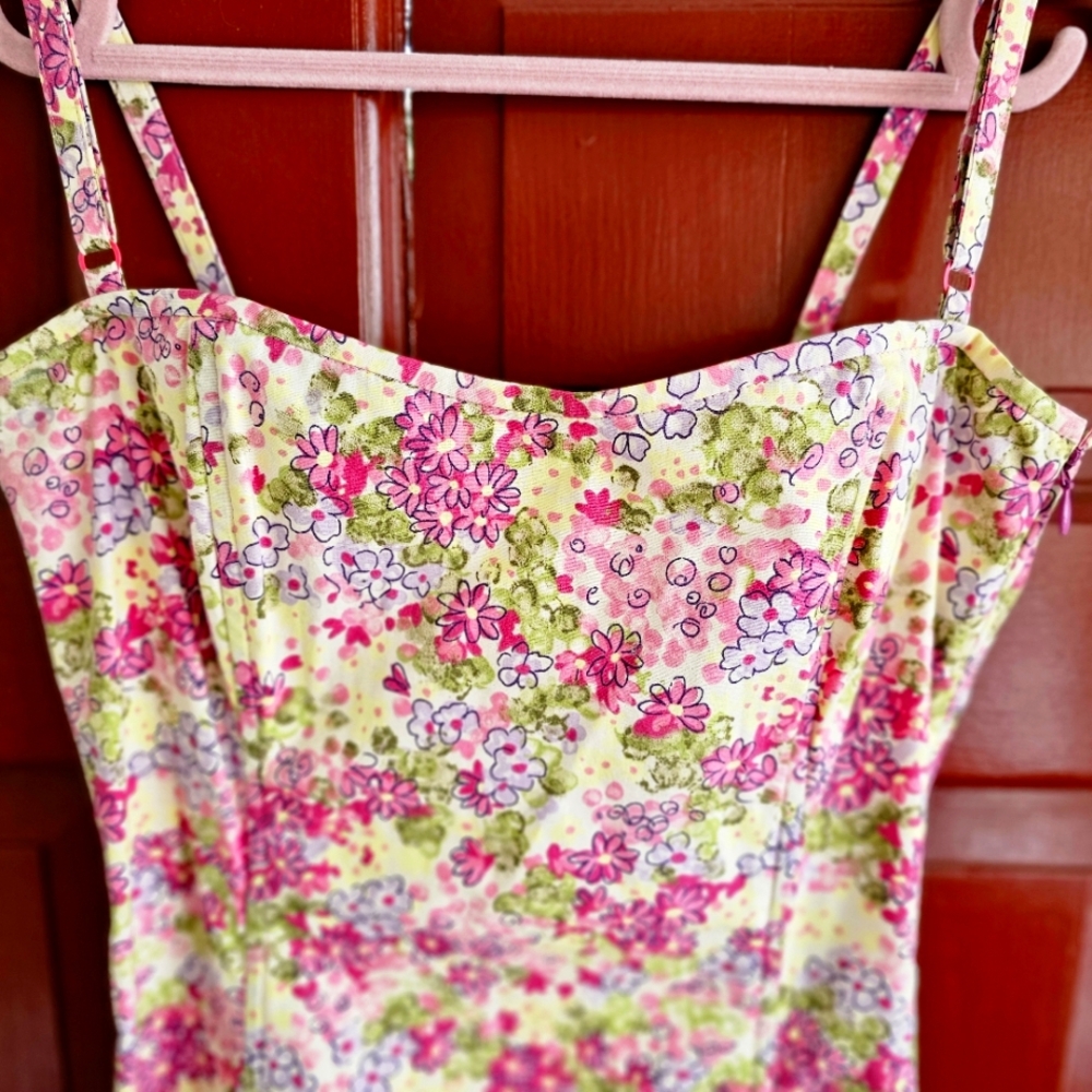 Floral Pink and Green Dress,from made in Italy, New without tag, Smoke Free Home